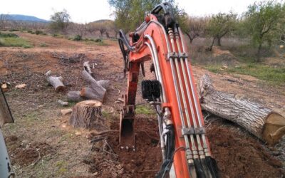 ¿Qué permisos y normativas debes cumplir antes de iniciar una obra de excavación o derribo en Valencia?